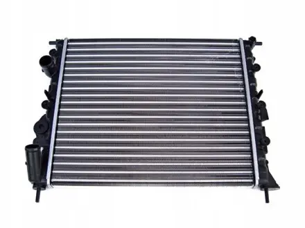 Радиатор охлаждения двигателя Polcar 600708A1