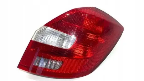 Фонарь задний правый Polcar 6915880E