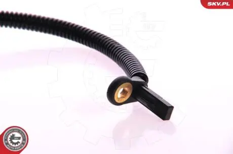 Датчик ABS Przуd L/P FORD FIESTA, 2S612B372AD SKV GERMANY 06SKV055