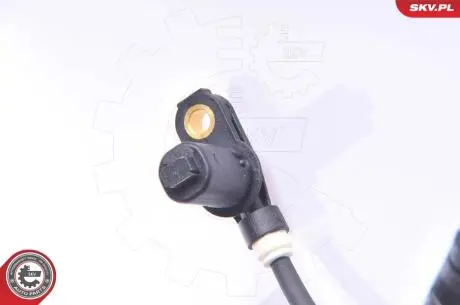 Датчик ABS Przуd Lewy SEAT ALHAMBRA SKV GERMANY 06SKV114