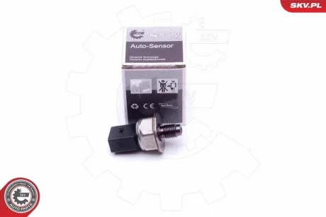 Датчик тиску палива AUDI A4 A5 A6 A8 Q7 VW Touareg SKV GERMANY 17SKV584