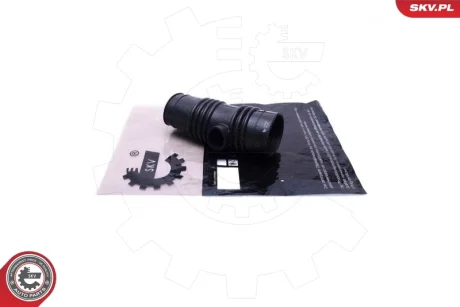 Патрубок повітряного фільтра, впускний TOYOTA Camry (_V1_) 3.0 SKV GERMANY 24SKV489