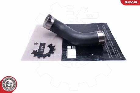 Патрубок інтеркулера MERCEDES-BENZ W204 320 Cdi SKV GERMANY 24SKV517