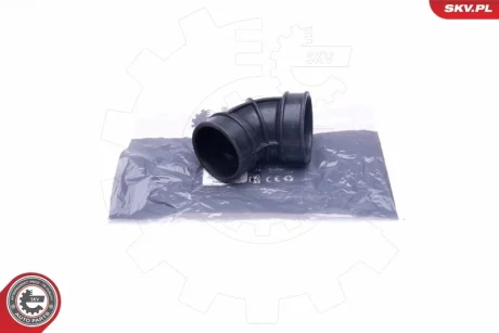 Патрубок інтеркулера NISSAN Pathfinder SKV GERMANY 24SKV657