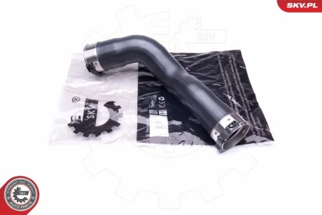 Патрубок інтеркулера BMW 1 2 3 4 X4 SKV GERMANY 24SKV864