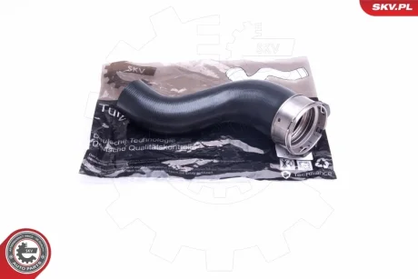 Патрубок інтеркулера RENAULT Kadjar Megane IV Scenic IV Talisman NISSAN Qashqai II 1.5 dCi SKV GERMANY 43SKV159