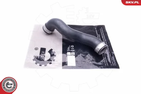 Патрубок інтеркулера MERCEDES C-Class (W203) SKV GERMANY 43SKV230
