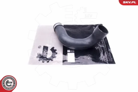 Патрубок інтеркулера MERCEDES-BENZ C-Class (W204) E-Class (W212) SKV GERMANY 43SKV240