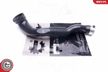 Патрубок інтеркулера BMW 1 (F20) 2 (F22) 3 (F31) 4 (F32) X3 (F25) X4 (F26) SKV GERMANY 43SKV326
