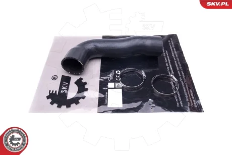 Патрубок інтеркулера AUDI A3 Q2 SEAT Леон SKODA Karoq Octavia III VW Golf VII Passat T-Roc SKV GERMANY 43SKV390