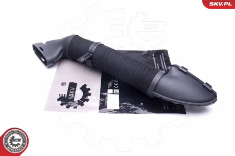 Патрубок інтеркулера MERCEDES C-Class (W203) SKV GERMANY 43SKV902