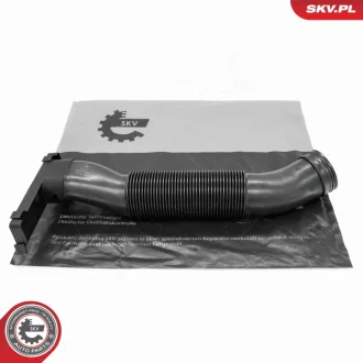 Патрубок інтеркулеру SEAT Ibiza IV SKODA Fabia II Rapid Roomster VW Polo V SKV GERMANY 54SKV803