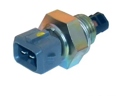 Датчик температуры впускного воздуха STARLINE EDSTMS255
