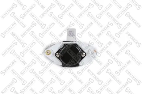 Регулятор напруги генератора Bosch 28V STELLOX 0671673SX