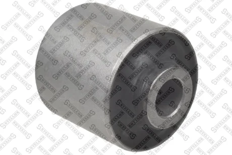 Сайлентблок заднього поперечного важеля STELLOX 7700506SX