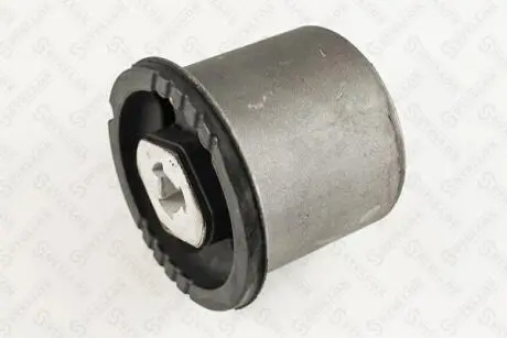 Сайлентблок задньої балки STELLOX 7700549SX
