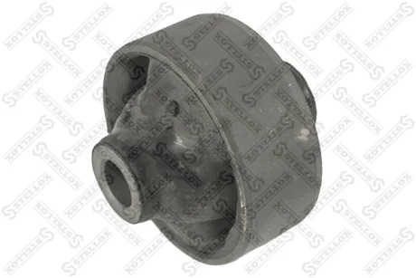 Сайлентблок переднього важеля задній STELLOX 7700900SX
