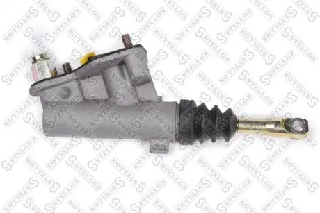 Циліндр зчеплення головний STELLOX 8300864SX
