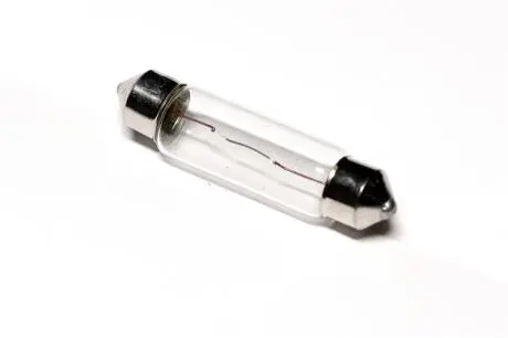 Автолампа C5W SV8,5-8 5 W прозрачная TEMPEST 24V5WC5WSV85841