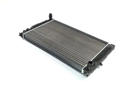 Радиатор охлаждения VW PASSAT 96-05,A4,A6 (2,4-2,8L,2,5TD MT) TEMPEST TP.151060497