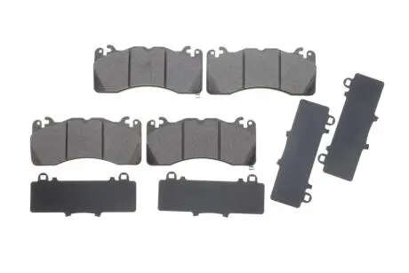 Колодки тормозные (передние) Ford USA Mustang 14-23 (Brembo) TEXTAR 2269101