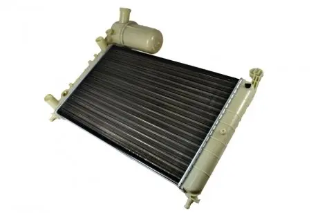Радіатор THERMOTEC D7F015TT