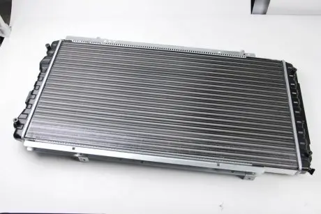 Радіатор THERMOTEC D7P001TT