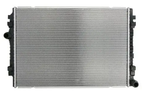 Радиатор охлаждения Audi A3/Q3/Seat Leon/Skoda Kodiaq/Octavia 2.0TDI 12-/VW Golf/Passat 14- THERMOTEC D7W077TT
