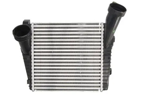 Інтеркулер (права сторона) AUDI Q7, PORSCHE CAYENNE, VW TOUAREG 3.2-5.0D 09.02-03.18 THERMOTEC DAA020TT
