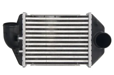 Інтеркулер THERMOTEC DAA028TT