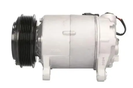 Компресор кондиціонера BMW 2 (F22, F87), 2 (F23), 2 (F45), 2 GRAN TOURER (F46), 2 GRAN TOURER VAN (F46), 5 (F10), 5 (F11), 7 (G11, G12), X1 (F48), X2 (F39), X3 (F25), X4 (F26) 1.2-3.0D 06.10- THERMOTEC KTT090573
