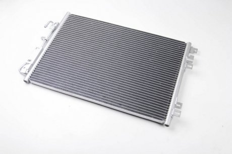 Радиатор кондиционера THERMOTEC KTT110060 (фото 1)