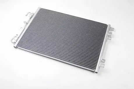 Радиатор кондиционера THERMOTEC KTT110060
