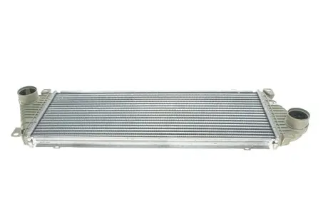 Радіатор інтеркулера MB Sprinter/VW LT 96- AUTOMOTIVE TRUCKTEC 02.40.169