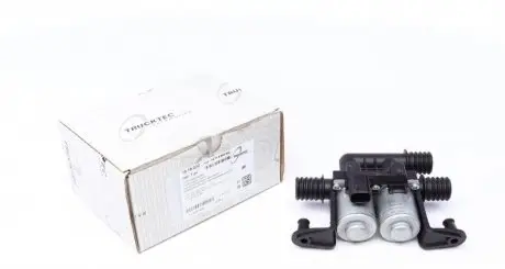 Кран пічки BMW 5 (E60)/6 (E63)/7 (E66) 2.0-6.0 01-10 AUTOMOTIVE TRUCKTEC 08.19.232