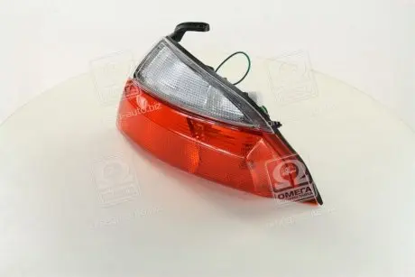 Фото фонарь лев. TOY HI-ACE 96-99 (выр-во) TYC 18-5616-05-2B Фонарь лев. TOY HI-ACE 96-99 (выр-во) TYC 18-5616-05-2B