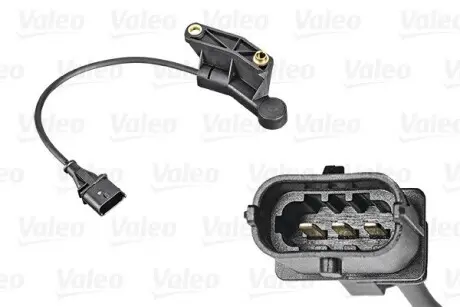 Датчик положения распределительного вала Opel Astra H/G/Vectra B/C 1.8 95- Valeo 253811