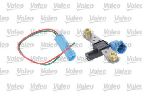 Датчик оборотов коленвала Valeo 366165