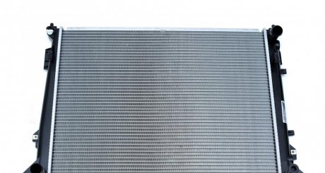 Радиатор охлаждения Hyundai Sonata/Kia Magentis 2.0/2.4 05- Valeo 701209 (фото 1)