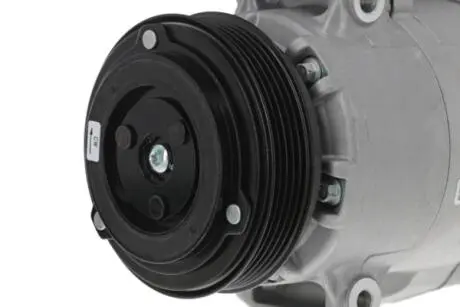 Компресор кондиціонера Valeo 813112