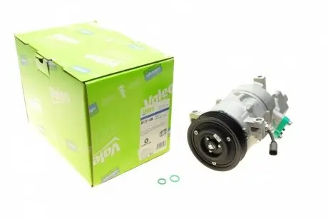 Компрессор кондиционера BMW 3 (E90)/X1 (E84) 05-15 N43/N45/N46 Valeo 813148