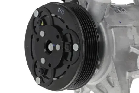 Компресор кондиціонера Valeo 814722