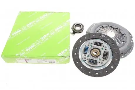 Комплект сцепления Fiat Doblo 1.3D Multijet 10- (d=220mm) (заменена 826706) (+выжимной)) Valeo 828142