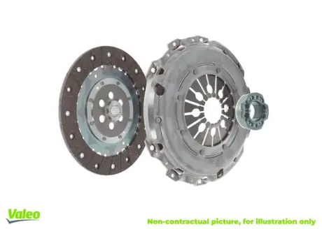 Комплект зчеплення (240мм) CITROEN C4 GRAND PICASSO I, C4 II, C4 PICASSO I, C5 III, C8, DS4, DS5, JUMPY II, FIAT SCUDO, PEUGEOT 3008, 308, 308 I, 407, 5008, 5008 I, 508 I, 807 2.0D 03.06- Valeo 832020