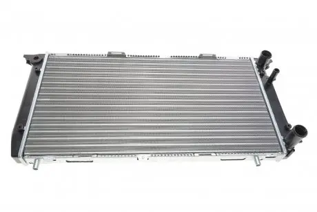 Радиатор охлаждения двигателя AUDI80/90/COUPE MT 86-94 Van Wezel 03002047
