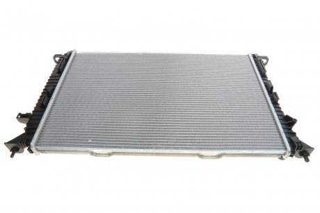 Радиатор охлаждения Audi A4/A5/A6/Q3/Q5 1.4-3.0d 07- Van Wezel 03002292 (фото 1)