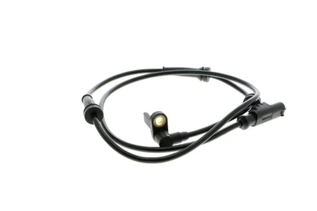 Датчик ABS передн Лів FIAT PUNTO, PUNTO/HATCHBACK 1.2-1.9D 09.99-03.12 VEMO V247201501