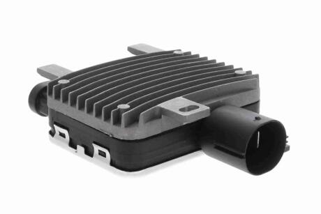 Термовимикач вентилятора FORD GALAXY II, MONDEO III, MONDEO IV, S-MAX, LAND ROVER FREELANDER 2, RANGE ROVER EVOQUE 1.6-3.2 10.00-12.19 VEMO V25790012