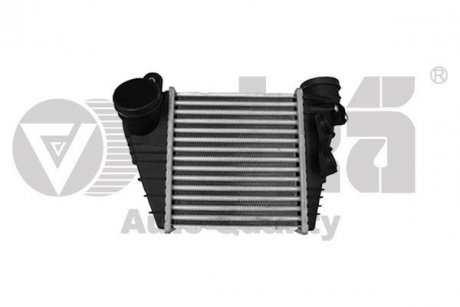 Радиатор интеркуллера VW Passat (97-00),A4 (95-01),A6 (98-05)/Audi A4 (95-01),A6 (98-05) Vika 11450143301 (фото 1)