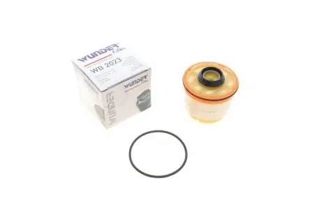 Фильтр топливный Mitsubishi L200 2.2/2.4Di 15-/Toyota Hilux VII 2.5D/3.0D 05-15 WUNDER FILTER WB 2023